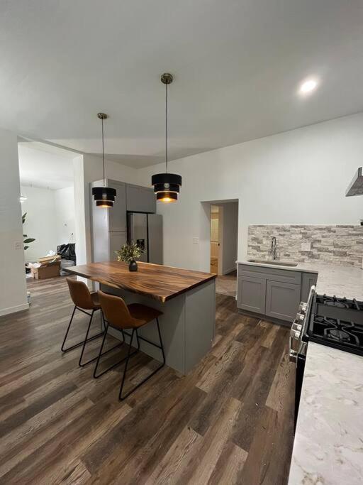 Luxury 2Br Within Walking Distance To Nightlife!! Villa Ковингтън Екстериор снимка
