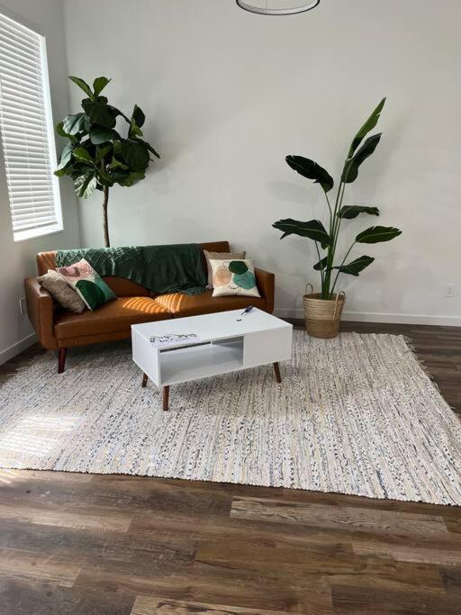 Luxury 2Br Within Walking Distance To Nightlife!! Villa Ковингтън Екстериор снимка